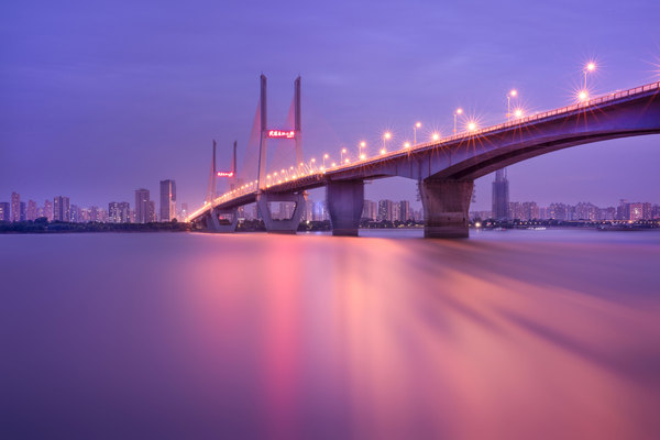 氟碳铁红防锈底漆