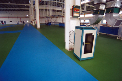 各色聚氨酯耐晒地坪漆